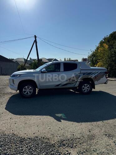 Mitsubishi L200 2020, 46,000 km - 2.4 l - Gəncə