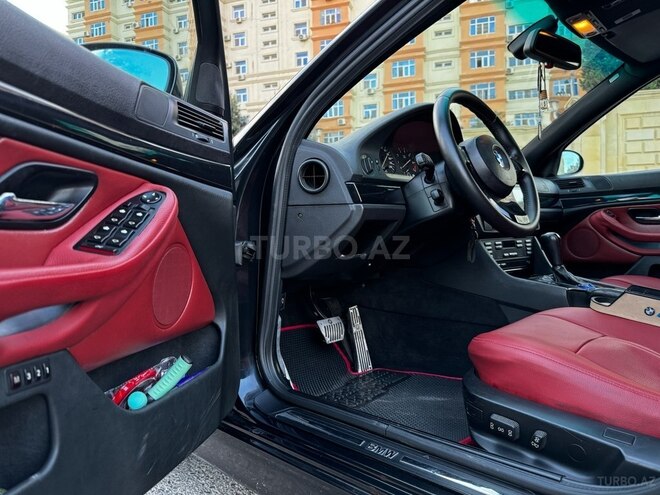 BMW 530 2001, 384,000 km - 3.0 л - Bakı