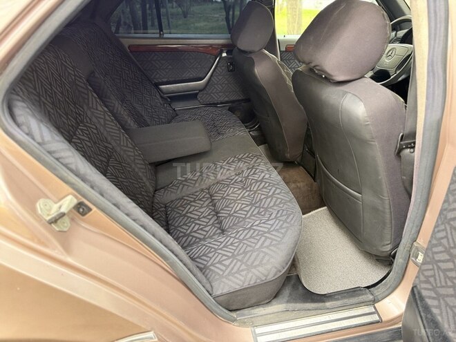 Mercedes C 180 1994, 327,000 km - 1.8 l - Bakı