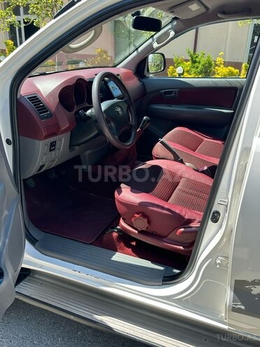 Toyota Hilux 2011, 177,000 km - 2.5 l - Şirvan