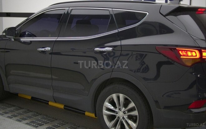 Hyundai Santa Fe 2017, 168,299 km - 2.0 л - Bakı