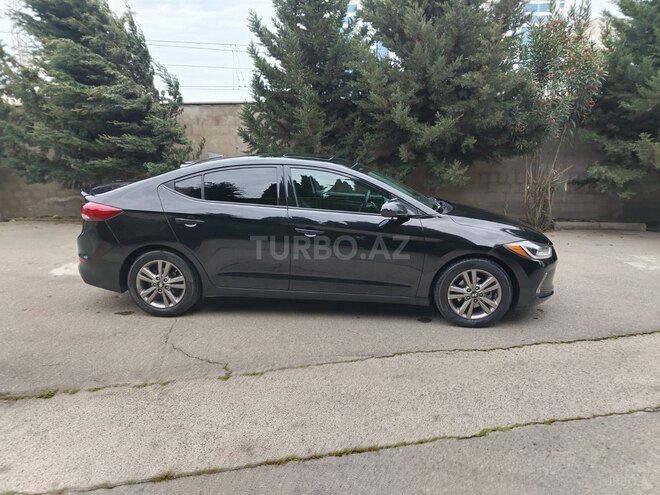 Hyundai Elantra 2017, 122,400 km - 2.0 л - Bakı