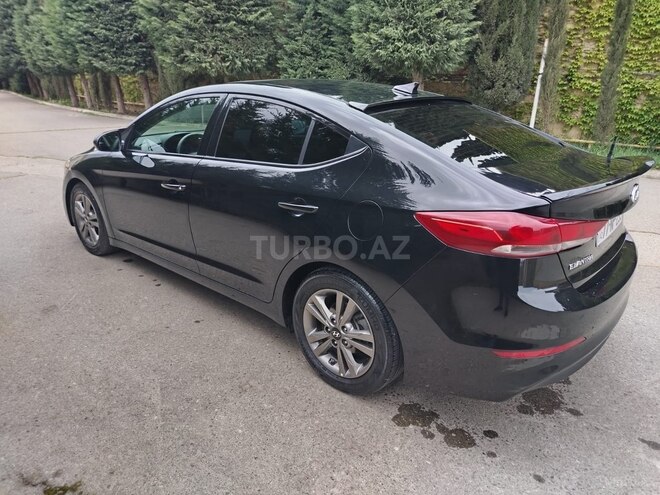 Hyundai Elantra 2017, 122,400 km - 2.0 л - Bakı