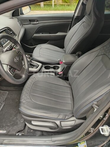 Hyundai Elantra 2017, 122,400 km - 2.0 л - Bakı