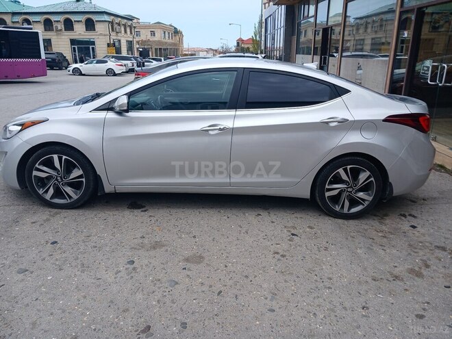 Hyundai Elantra 2015, 199,559 km - 1.8 л - Bakı