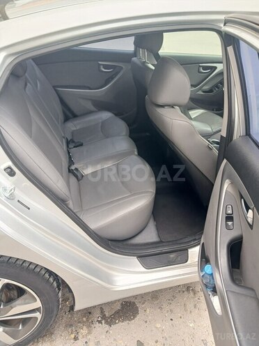Hyundai Elantra 2015, 199,559 km - 1.8 л - Bakı