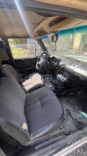 LADA (VAZ) 2106 1989, 25,000 km - 1.5 l - Qazax