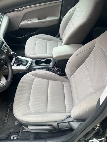 Hyundai Elantra 2019, 52,200 km - 2.0 л - Bakı