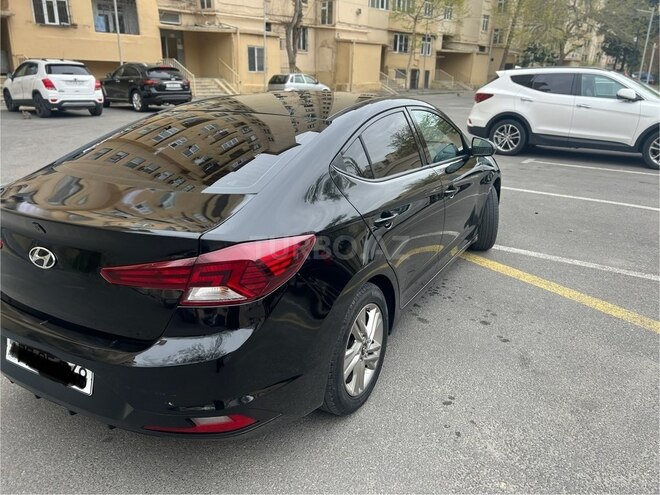 Hyundai Elantra 2019, 52,200 km - 2.0 л - Bakı
