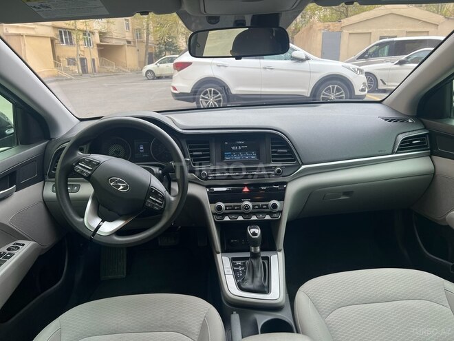 Hyundai Elantra 2019, 52,200 km - 2.0 л - Bakı