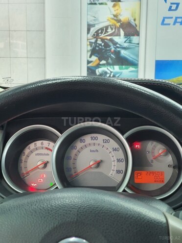 Nissan Tiida 2010, 229,000 km - 1.6 l - Bakı