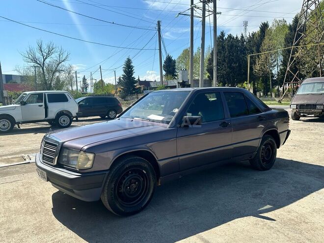 Mercedes 190 1992, 275,000 km - 2.0 l - Ağstafa