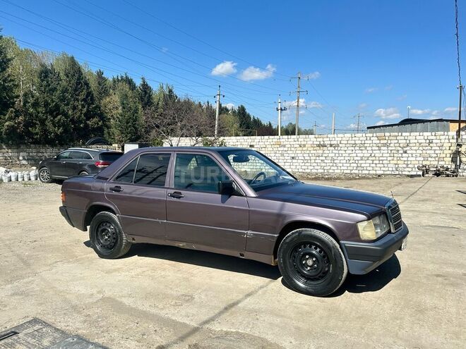 Mercedes 190 1992, 275,000 km - 2.0 l - Ağstafa