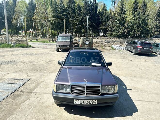 Mercedes 190 1992, 275,000 km - 2.0 l - Ağstafa