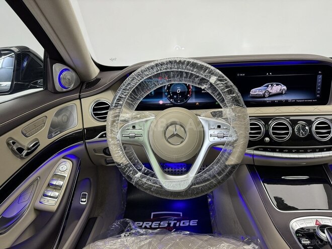 Mercedes S 560 4MATIC 2018, 65,000 km - 4.0 л - Bakı