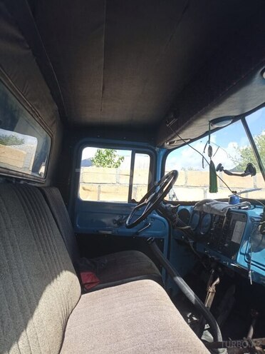 ZIL 130 1988, 354,694 km - 6.0 l - Zaqatala