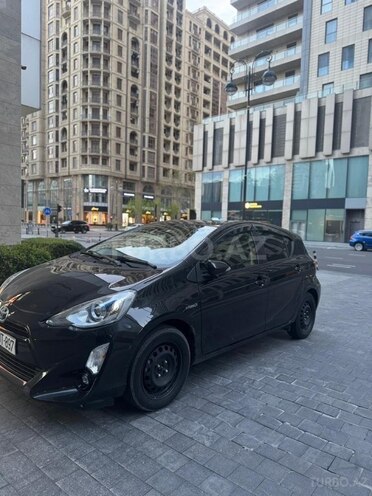 Toyota Aqua 2016, 63,000 km - 1.5 l - Bakı