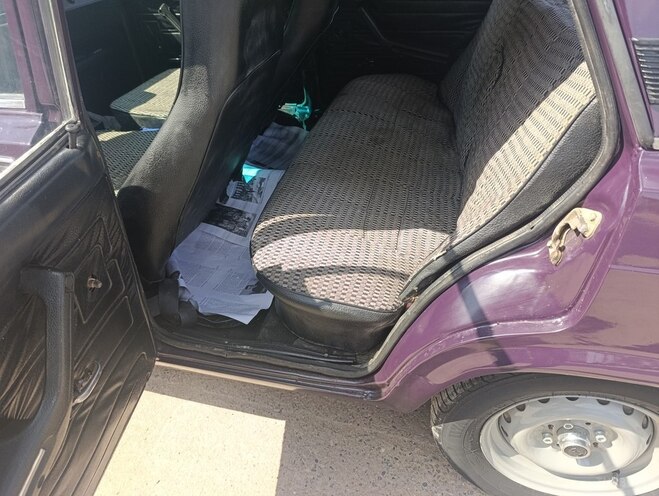 LADA (VAZ) 2107 2000, 98,654 km - 1.6 л - Salyan