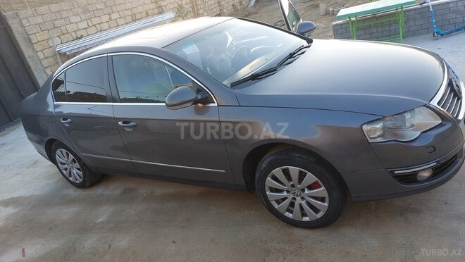 Volkswagen Passat 2006, 470,000 km - 2.0 л - Bakı