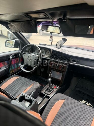 Mercedes 190 1993, 255,367 km - 2.0 l - Bakı