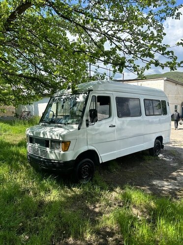 Mercedes Sprinter 208 1994, 756,655 km - 2.4 l - Ağsu
