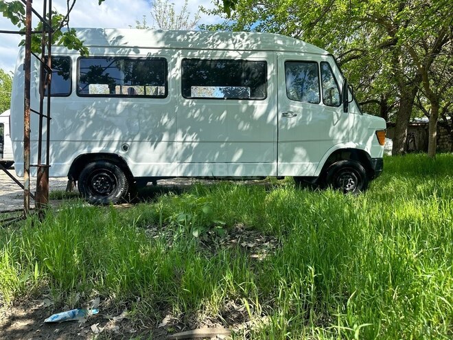 Mercedes Sprinter 208 1994, 756,655 km - 2.4 l - Ağsu