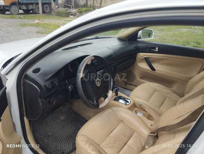 Volkswagen Passat 2002, 392,570 km - 1.8 l - İsmayıllı