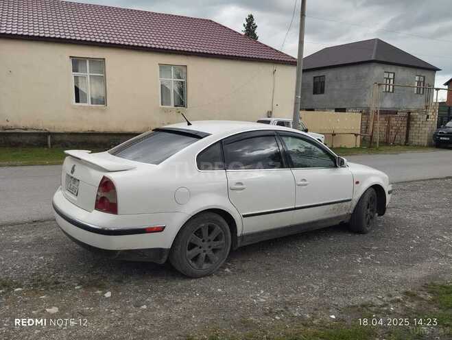 Volkswagen Passat 2002, 392,570 km - 1.8 l - İsmayıllı