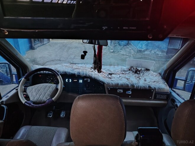 Mercedes Sprinter 412 1999, 574,000 km - 3.0 l - Biləsuvar