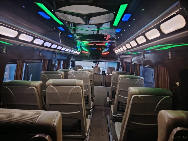 Mercedes Sprinter 412 1999, 574,000 km - 3.0 l - Biləsuvar