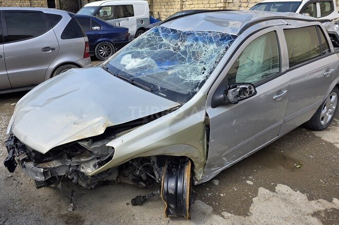 Opel Astra 2008, 215,300 km - 1.3 l - Bakı