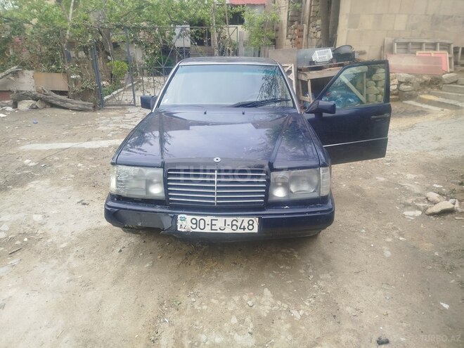 Mercedes E 230 1990, 295,000 km - 2.3 l - Bakı