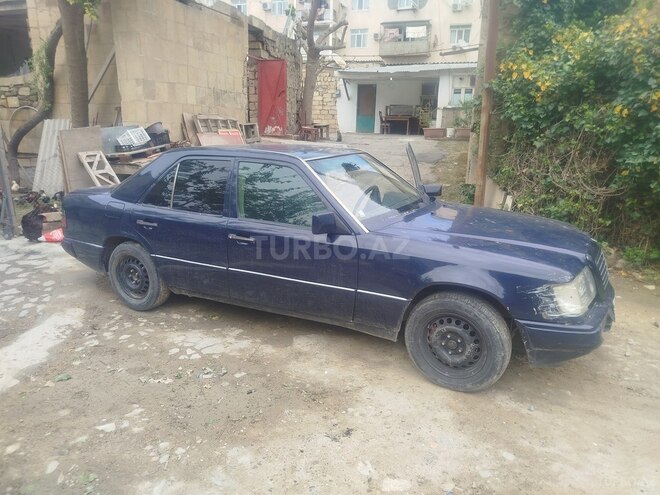 Mercedes E 230 1990, 295,000 km - 2.3 l - Bakı
