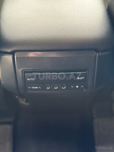 Toyota Land Cruiser Prado-18