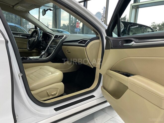 Ford Fusion (North America) 2014, 278,000 km - 1.5 л - Sumqayıt
