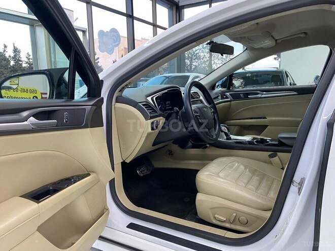 Ford Fusion (North America) 2014, 278,000 km - 1.5 л - Sumqayıt