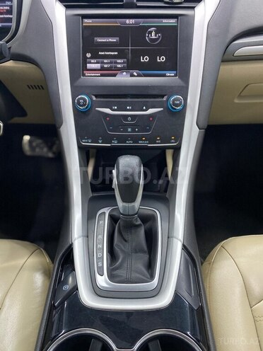 Ford Fusion (North America) 2014, 278,000 km - 1.5 л - Sumqayıt