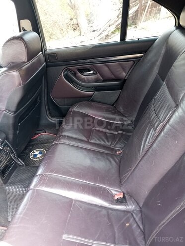BMW 528 1997, 224,567 km - 2.8 л - Mingəçevir