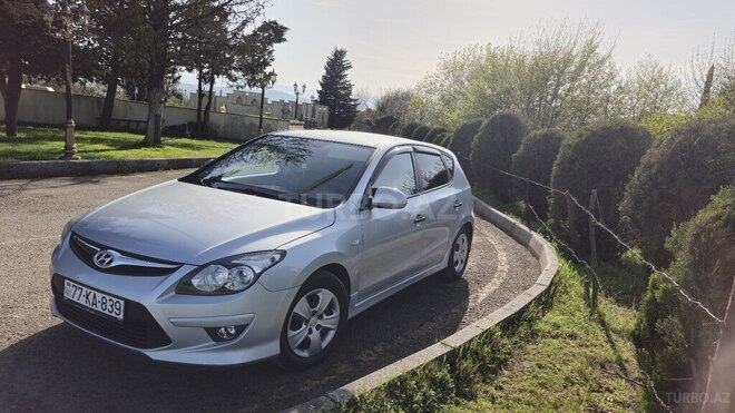 Hyundai i30 2010, 260,000 km - 1.4 л - Bakı