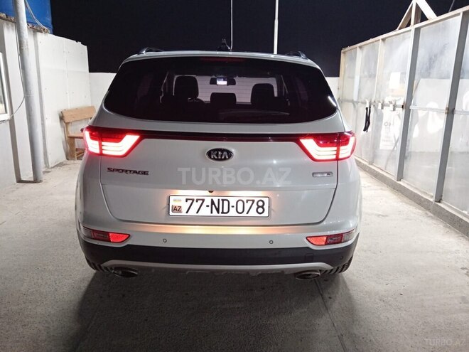 Kia Sportage 2017, 173,671 km - 2.0 л - 