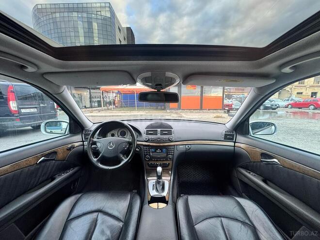 Mercedes E 240 2002, 218,000 km - 2.4 l - Sumqayıt