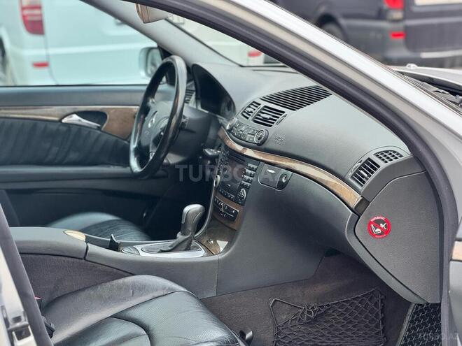 Mercedes E 240 2002, 218,000 km - 2.4 l - Sumqayıt