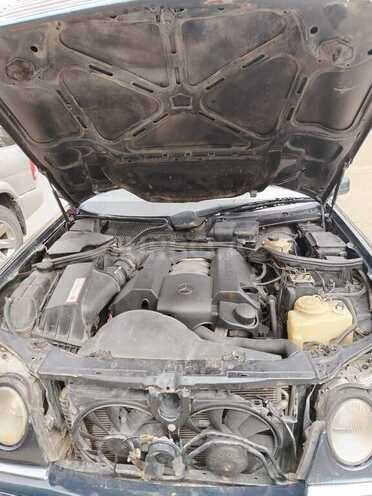 Mercedes E 240 1998, 391,816 km - 2.4 l - Bakı