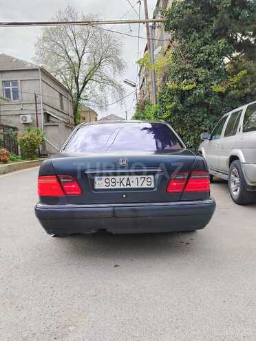 Mercedes E 240 1998, 391,816 km - 2.4 l - Bakı