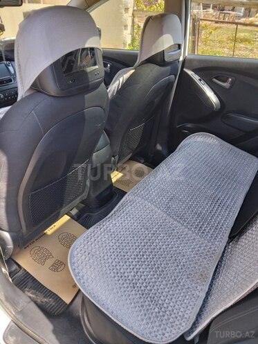 Hyundai ix35 2011, 204,000 km - 2.0 l - Tovuz