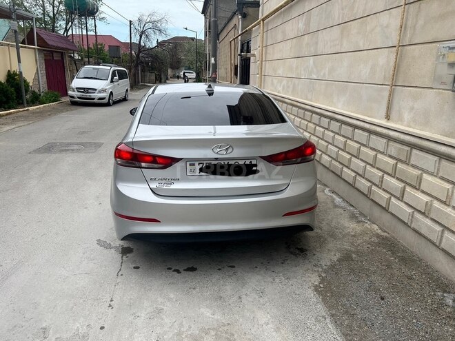 Hyundai Elantra 2016, 186,040 km - 2.0 л - Bakı