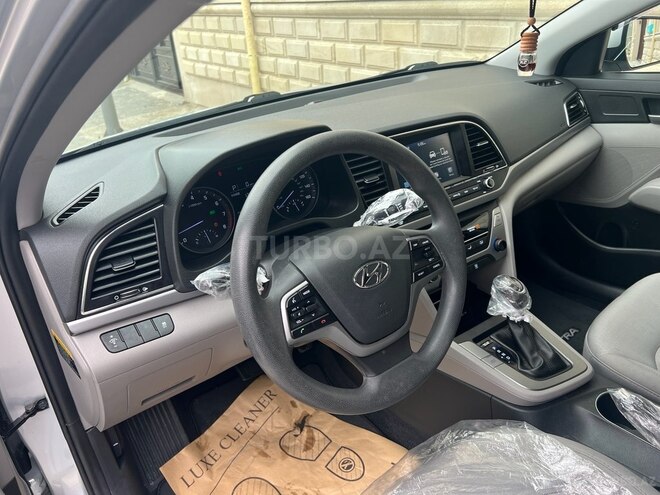 Hyundai Elantra 2016, 186,040 km - 2.0 л - Bakı