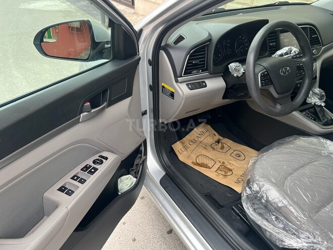 Hyundai Elantra 2016, 186,040 km - 2.0 л - Bakı