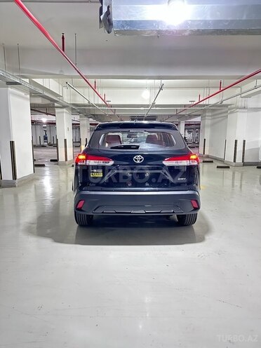 Toyota Corolla Cross-4