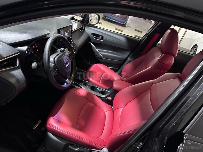 Toyota Corolla Cross-9